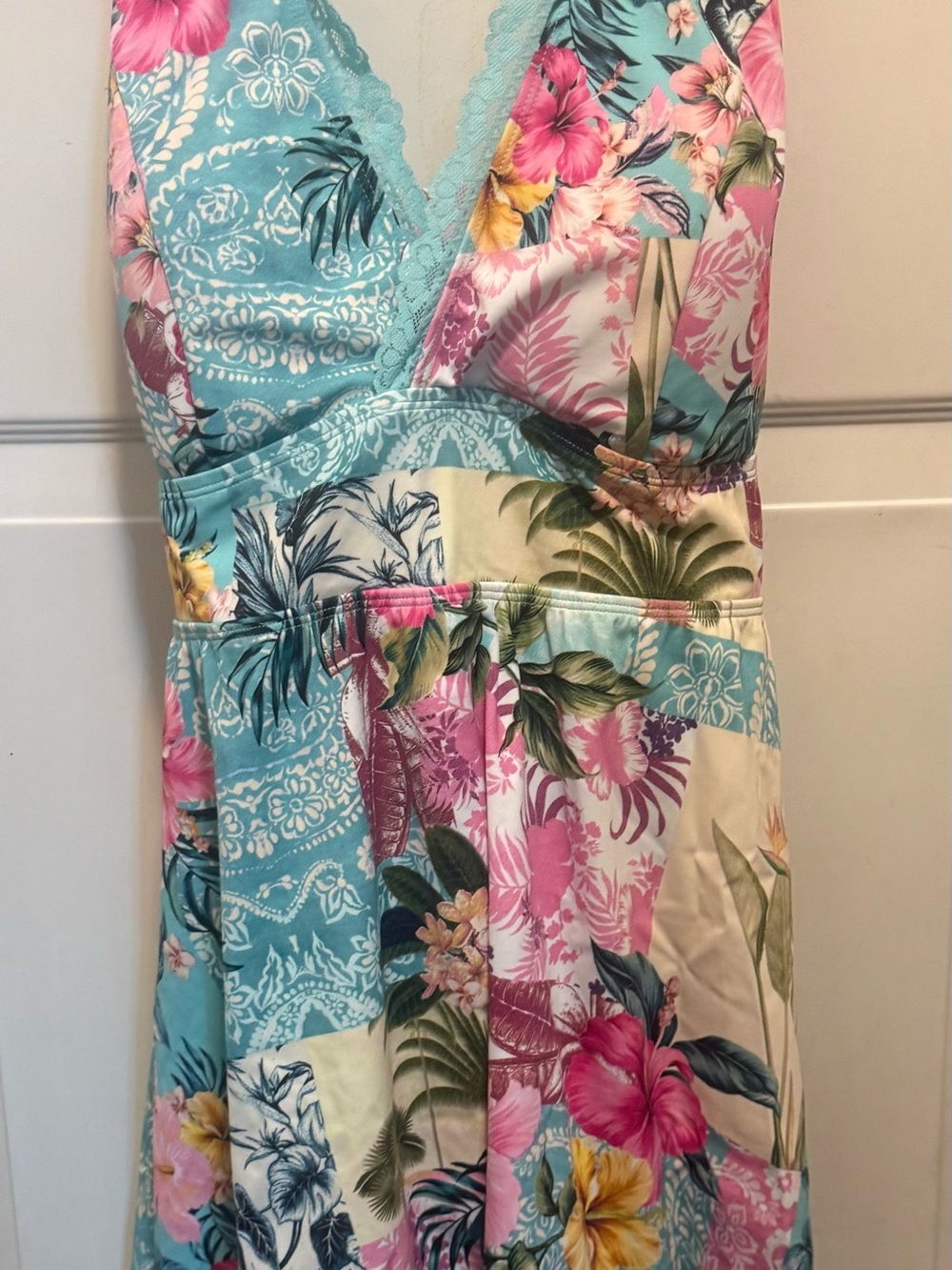 BRAND NEW Torrid Tropical Print 4X Lace Trim Racerback Swimsuit Dress - Picture 3 of 10